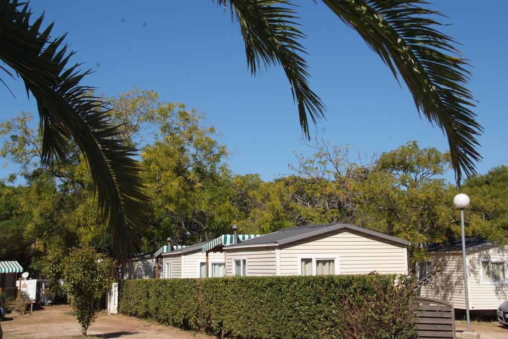 Camping Le Mediterranee 히에레 외부 사진