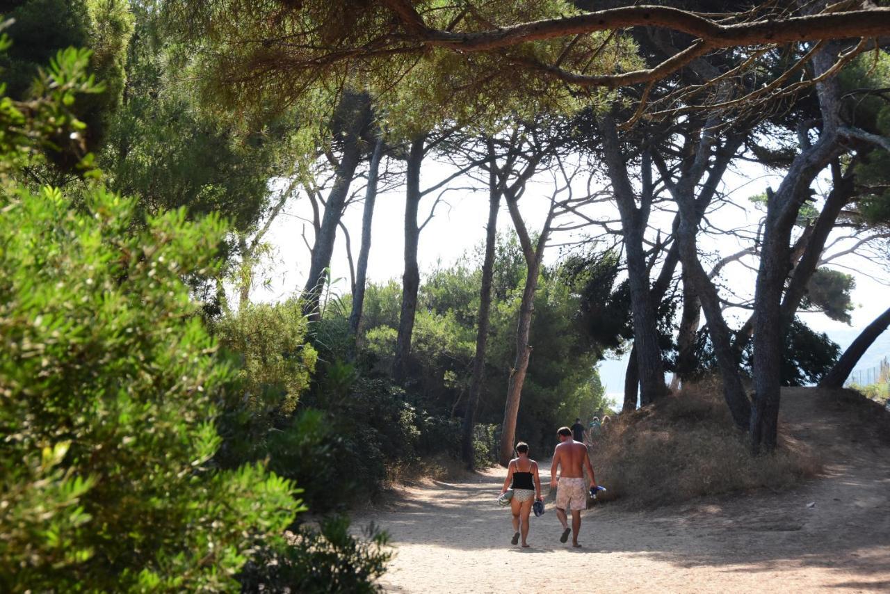 Camping Le Mediterranee 히에레 외부 사진